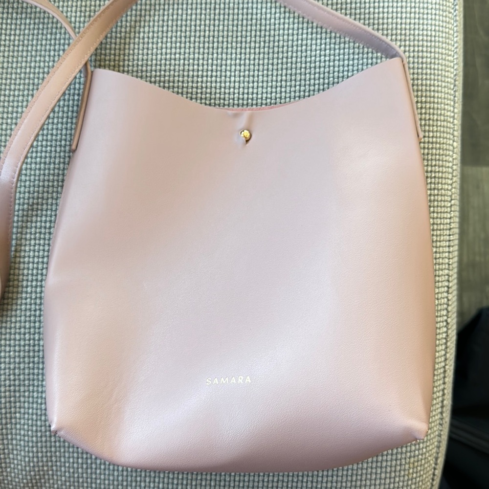 SAMARA Medium Shoulder Bag